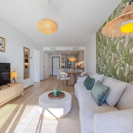 Lagoons - Lovely With Sport & Wellness Apartment