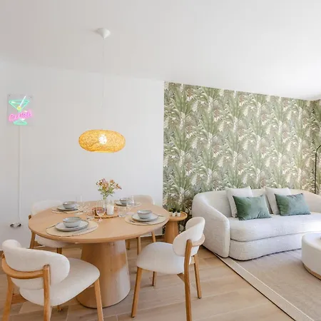 Lagoons - Lovely With Sport & Wellness Appartement *