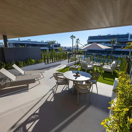 Lagoons - Lovely With Sport & Wellness *
