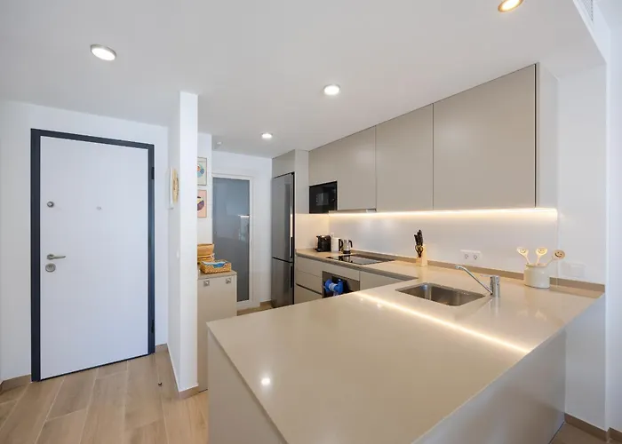 Lagoons - Lovely With Sport & Wellness *