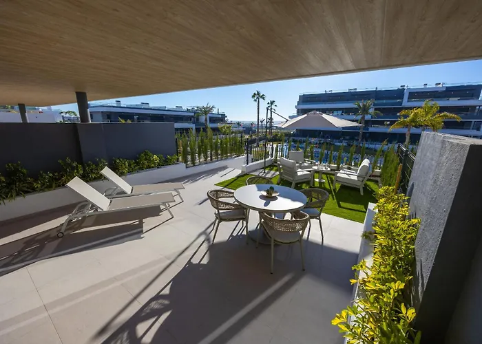 Lagoons - Lovely With Sport & Wellness *