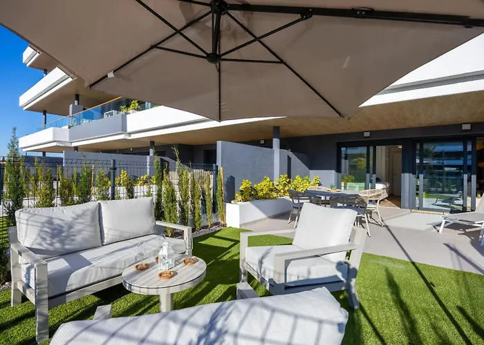 Lagoons - Lovely With Sport & Wellness Apartment